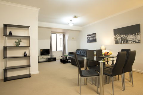 Regal Apartments - Tweed Heads Accommodation 3