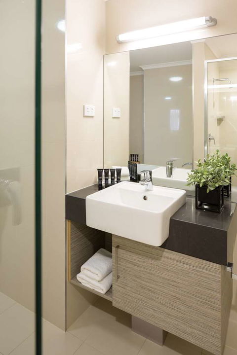 H On Smith Hotel - Tweed Heads Accommodation 7