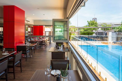 H On Smith Hotel - Tweed Heads Accommodation 12