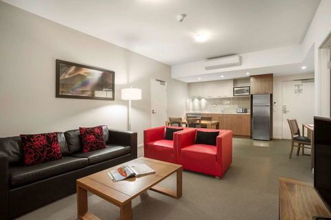 Hudson Parap - Tweed Heads Accommodation 4