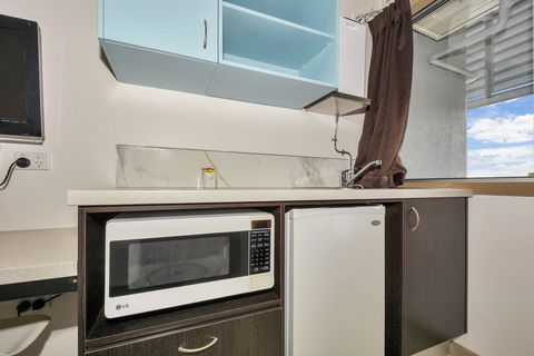 Vitina Studio Motel - Tweed Heads Accommodation 10