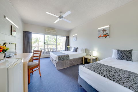 Camelot Motel - Tweed Heads Accommodation 3