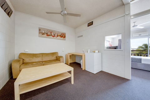 Camelot Motel - Tweed Heads Accommodation 5