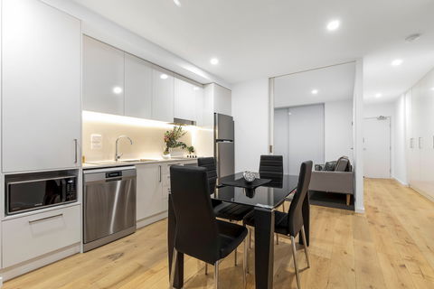 Astra Apartments Newcastle - Tweed Heads Accommodation 2