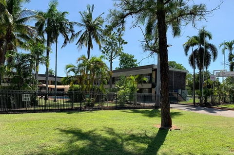 Pine Tree Motel - Tweed Heads Accommodation 0