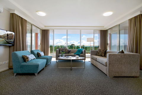 Pacific Suites Canberra - Tweed Heads Accommodation 1