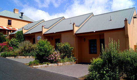 Meredith House And Mews - Tweed Heads Accommodation 0