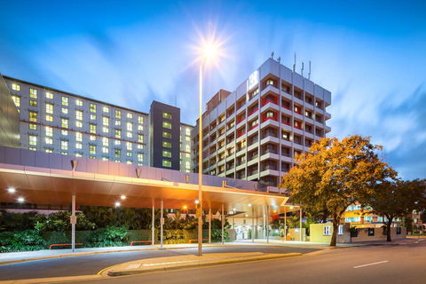 H On Smith Hotel - Tweed Heads Accommodation 0