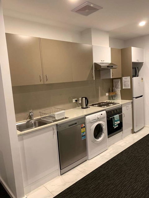 Adelaide Dress Circle Apartments - Tweed Heads Accommodation 2