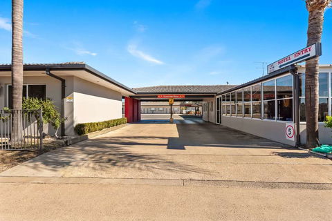 Econo Lodge Moree Spa Motor Inn - Tweed Heads Accommodation 1