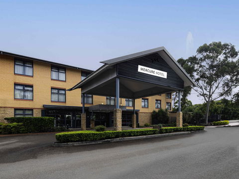 Mercure Sydney Blacktown - Tweed Heads Accommodation 0