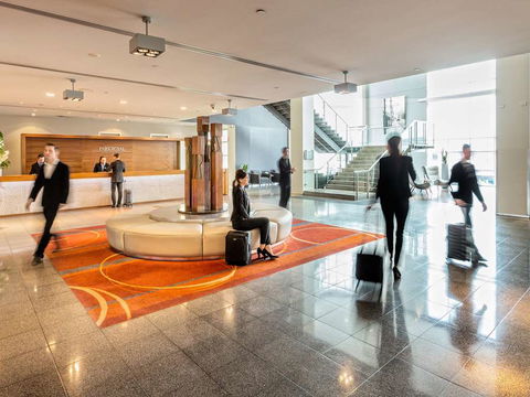 PARKROYAL Melbourne Airport - Tweed Heads Accommodation 2