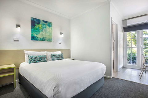 Skyways Hotel - Tweed Heads Accommodation 2