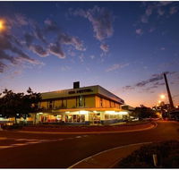 Isa Hotel - Tweed Heads Accommodation
