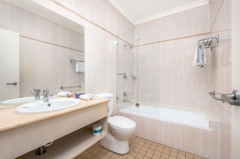 Hawkesbury Race Club Motel - Tweed Heads Accommodation 3