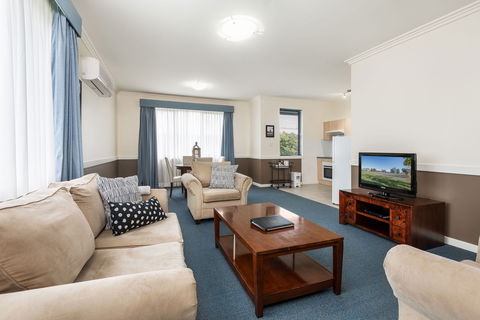 Hawkesbury Race Club Motel - Tweed Heads Accommodation 10