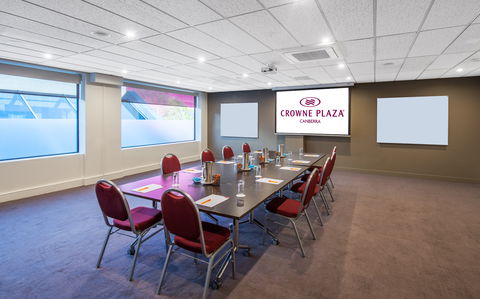 Crowne Plaza Canberra - Tweed Heads Accommodation 8