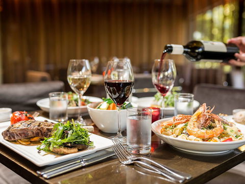 Novotel Canberra - Tweed Heads Accommodation 9