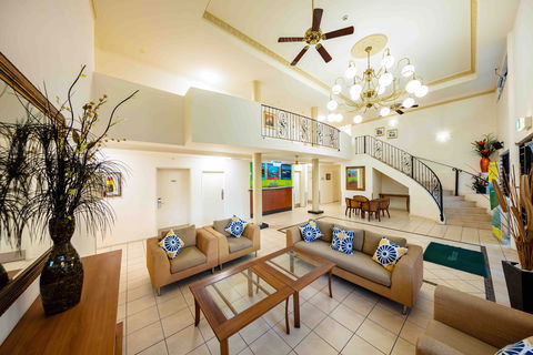 Cairns Queenscourt - Tweed Heads Accommodation 1