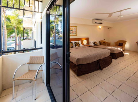 Cairns Queenscourt - Tweed Heads Accommodation 2