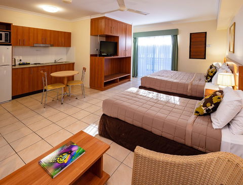 Cairns Queenscourt - Tweed Heads Accommodation 3