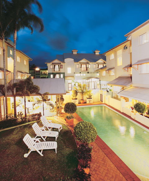 Cairns Queenscourt - Tweed Heads Accommodation 9