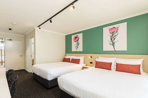 NIghtcap At Balaclava Hotel - Tweed Heads Accommodation 5