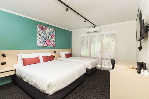 NIghtcap At Balaclava Hotel - Tweed Heads Accommodation 12