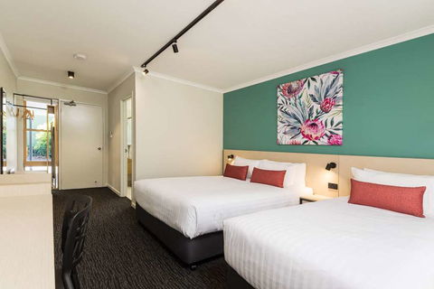 NIghtcap At Balaclava Hotel - Tweed Heads Accommodation 13