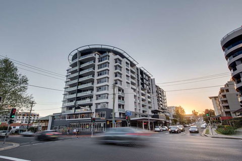 Adina Apartment Hotel Wollongong - Tweed Heads Accommodation 2