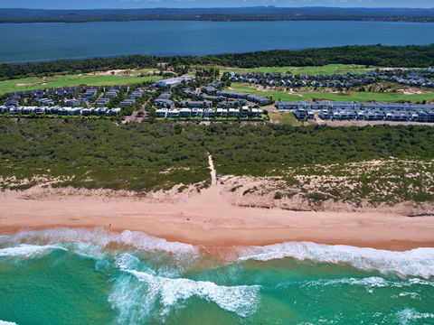 Pullman Magenta Shores Resort - Tweed Heads Accommodation 2