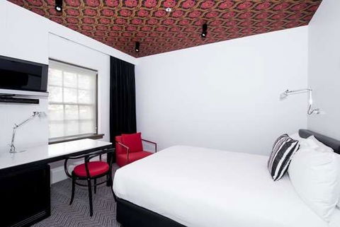 Peppers Gallery Hotel, Canberra - Tweed Heads Accommodation 2