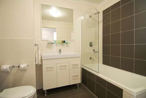 Mantra Wollongong - Tweed Heads Accommodation 1