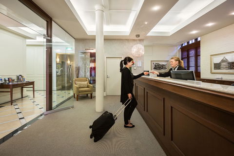 Launceston Central Apartments - Tweed Heads Accommodation 1