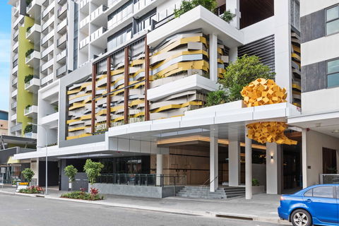 Arise On Hope Street - Tweed Heads Accommodation 0