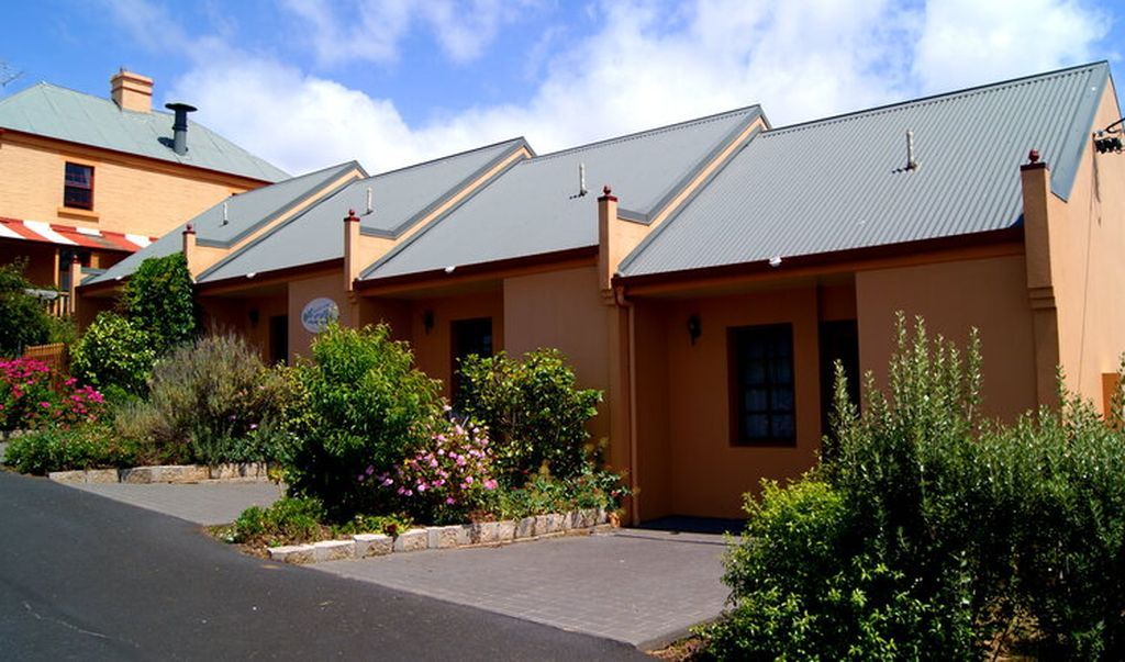Apslawn TAS Tweed Heads Accommodation