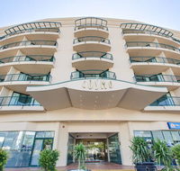 Central Cosmo Apartments - Tweed Heads Accommodation
