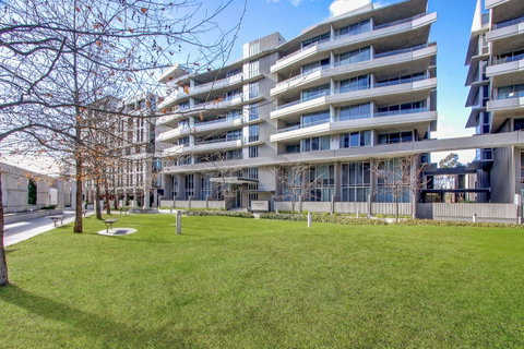 Realm Park 39 Barton ACT - Tweed Heads Accommodation 39