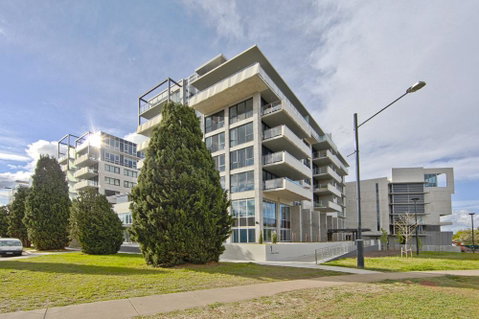 Realm Park 39 Barton ACT - Tweed Heads Accommodation 8