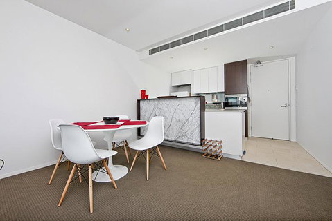 Realm Park 39 Barton ACT - Tweed Heads Accommodation 6