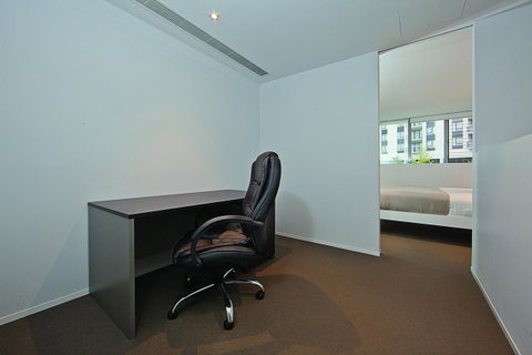 Realm Park 39 Barton ACT - Tweed Heads Accommodation 17