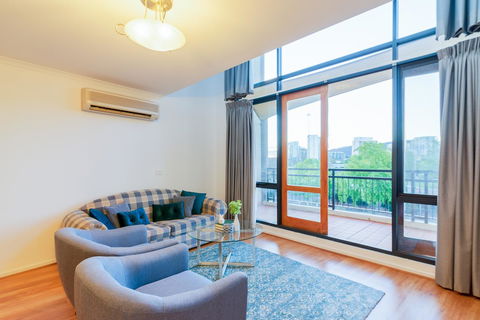 ALLARA CANBERRA - Tweed Heads Accommodation 0