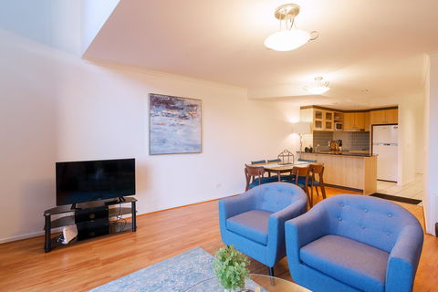 ALLARA CANBERRA - Tweed Heads Accommodation 1