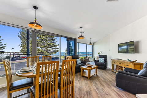 Bonnies Of Beachport - Tweed Heads Accommodation 24