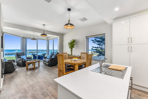 Bonnies Of Beachport - Tweed Heads Accommodation 40