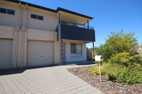 Wallaroo Marina Apartments - Tweed Heads Accommodation 32