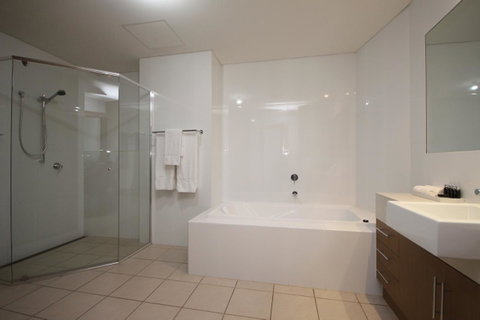 Wallaroo Marina Apartments - Tweed Heads Accommodation 10