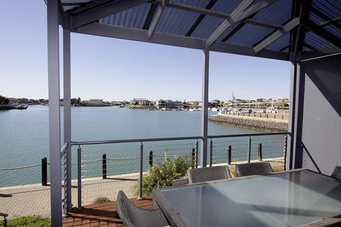 Wallaroo Marina Apartments - Tweed Heads Accommodation 8
