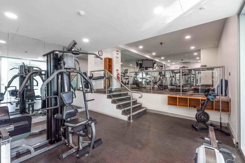 Port Adelaide Executive Waterfront Apartment - Tweed Heads Accommodation 27