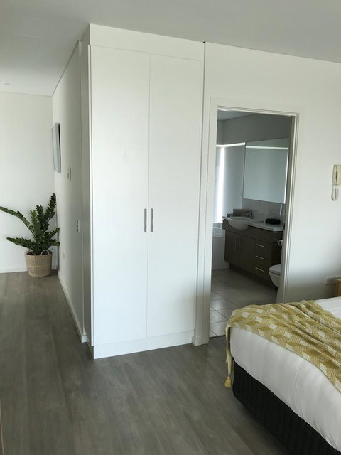 Ocean View Luxury Apartment & Suite - Tweed Heads Accommodation 10